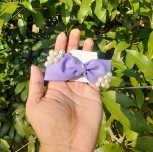 Pearl hair bow